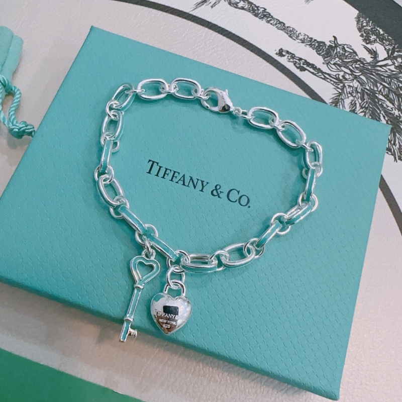 T*f*ny bracelets